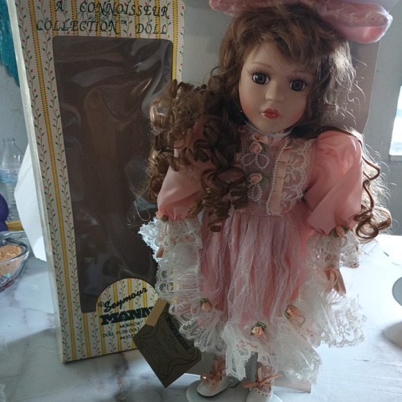Seymour Mann Connoisseur Collection Porcelain Dolls "Dana" Vintage Doll - Picture 1 of 13